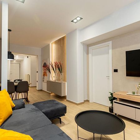 Modern 3 Bedroom Luxury Apartment Tesalonika Bagian luar foto