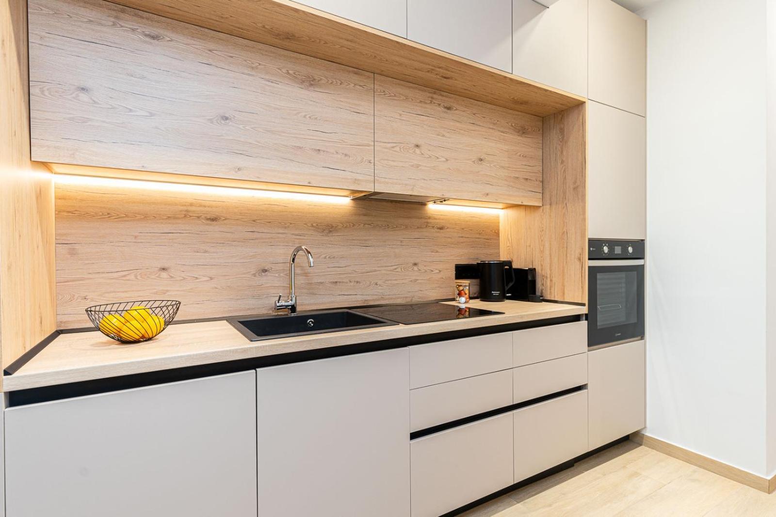 Modern 3 Bedroom Luxury Apartment Tesalonika Bagian luar foto